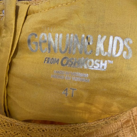 Genuine Oshkosh Kid's Top Blouse Size 4T (PRE-LOVED) - 8444 - Picture 6 of 7